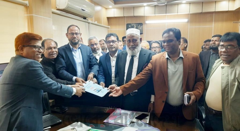 একসঙ্গে মনোনয়নপত্র নিলেন সালাম পিন্টু ও সুলতান সালাউদ্দিন টুকু