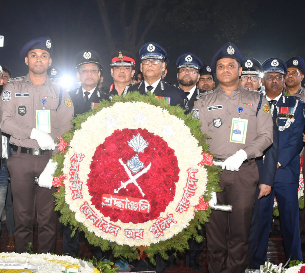 ভাষা শহীদদের প্রতি আইজিপির শ্রদ্ধা