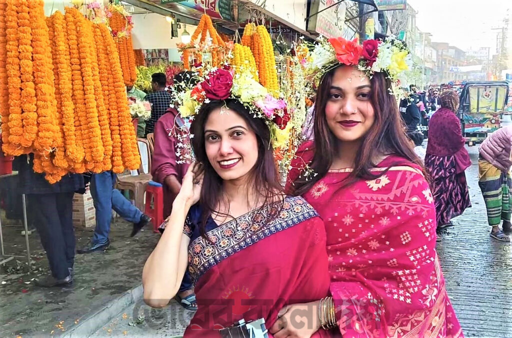 টাঙ্গাইলে উৎসবমুখর পরিবেশে বসন্তবরণ ও ভালোবাসা দিবস উদযাপিত