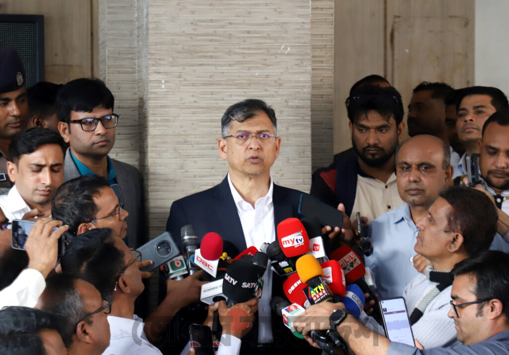 সরকারের লক্ষ্য দীর্ঘমেয়াদির পাশাপাশি জনগণের স্বল্পমেয়াদি প্রত্যাশা পূরণ করা- স্বরাষ্ট্রমন্ত্রী