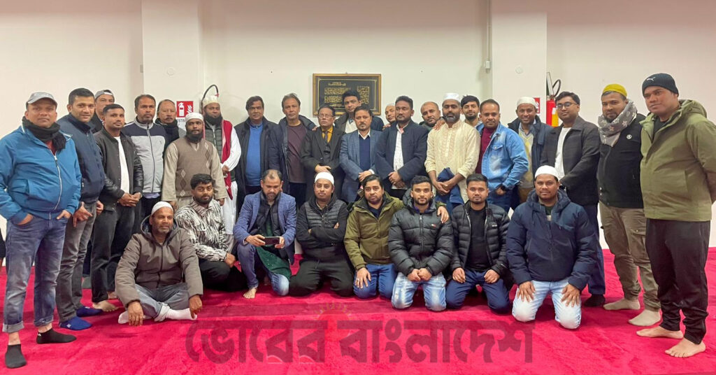 ইতালি রোমে হাসান ইকবালের আয়োজনে ইফতার মাহফিলে প্রবাসীদের মিলনমেলা, দেশের কল্যাণে ঐক্যের বার্তা