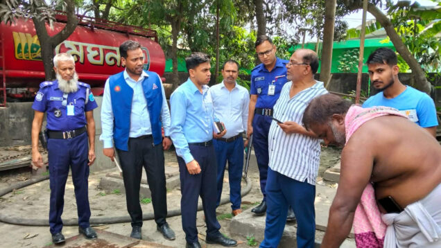 ১৬ হাজার লিটার জ্বালানি তেল মজুদ রাখায় এলেঙ্গা ফিলিং স্টেশনে জরিমানা