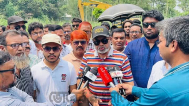 টাঙ্গাইলের মির্জাপুরে খাল খনন কাজের উদ্ধোধন করলেন এম পি আবুল কালাম আজাদ সিদ্দিকী