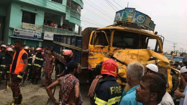 ঘাটাইলে সড়ক দুর্ঘটনায় গোপালপুরের দুজন নিহত