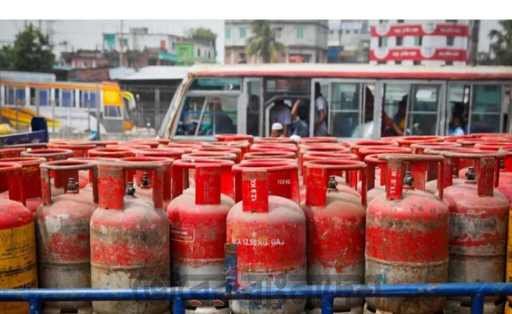 এপ্রিল মাসে এলপি গ্যাসের দাম বাড়ল ৩৮৭ টাকা
