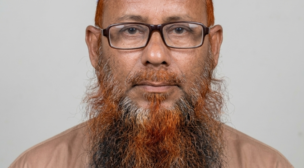 বিদ্যালয় ঘেরাও করে বিক্ষোভ      গোপালপুরে প্রধান শিক্ষকের বিরুদ্ধে ৫ম শ্রেণির ছাত্রীকে ধর্ষণচেষ্টার অভিযোগ