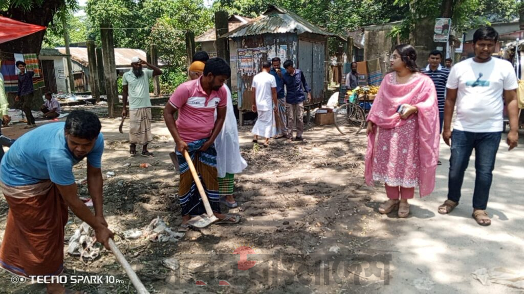 ঈদে পরিচ্ছন্ন গজারিয়া গড়তে ৮ ইউনিয়নে একযোগে বিশেষ পরিছন্নতা অভিযানে ভারপ্রাপ্ত নির্বাহী কর্মকর্তা