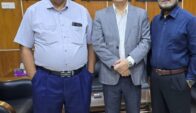 মানবিক প্রশাসনের এক উজ্জ্বল দৃষ্টান্ত হিসাব মহানিয়ন্ত্রক এস এম রিজভী ও তাঁর সহকর্মীরা