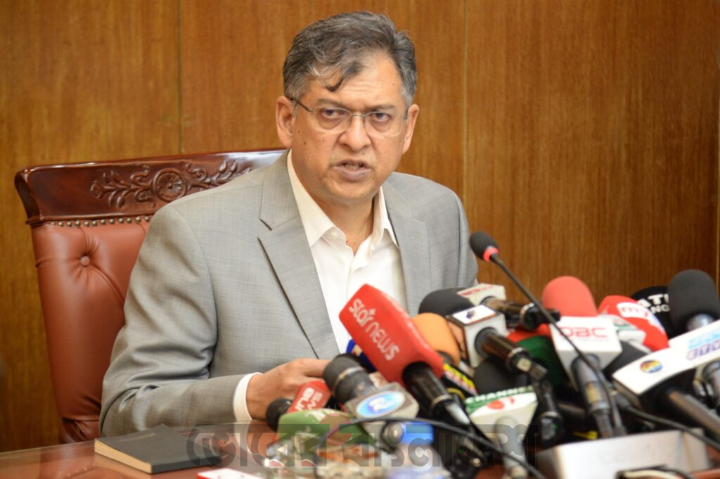 রামিসা হত্যা ও ধর্ষণ মামলার চার্জশিট সংক্ষিপ্ত সময়ের মধ্যে দাখিলের আশ্বাস স্বরাষ্ট্রমন্ত্রীর