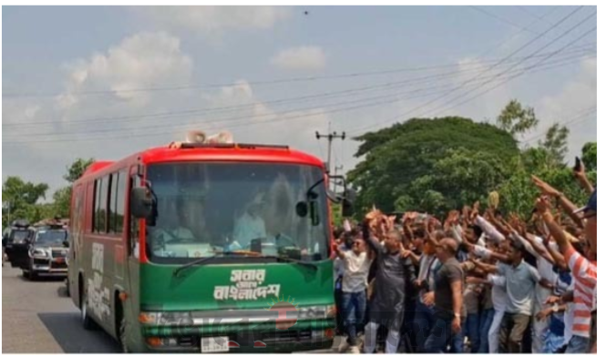 গজারিয়ার ভালোবাসায় সিক্ত হলেন প্রধানমন্ত্রী তারেক রহমান—