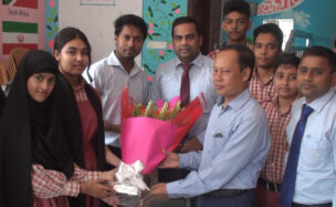কালিয়াকৈর উপজেলার চন্দ্রা এলাকায় অবস্থিত দি মর্নিং সান একাডেমিতে শিক্ষার্থীদের মাশরুম চাষে উদ্বুদ্ধ করতে বিশেষ প্রশিক্ষণ কর্মশালা ।