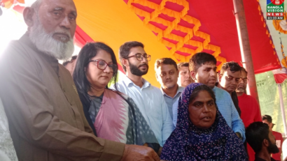 গোপালপুরে ফ্যামিলি কার্ড বিতরণ কার্যক্রমের উদ্বোধন, উপকৃত ৬৩৫ বৃত্তিহীন নারী