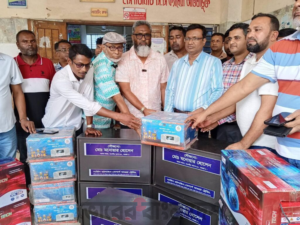 মাগুরা সদর হাসপাতালে রোগীসেবায় আইপিএস হস্তান্তর, নিরবচ্ছিন্ন বিদ্যুৎ সুবিধা নিশ্চিতের উদ্যোগ