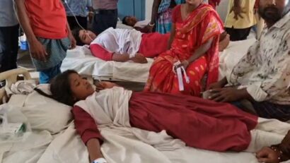 স্কুলের নলকূপে বিষ প্রয়োগ টাঙ্গাইলে বিষাক্ত পানি পানে ৩২ শিক্ষার্থী অসুস্থ