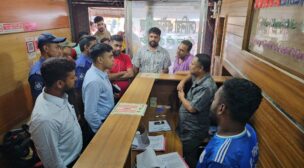 টাঙ্গাইলে অতিরিক্ত ভাড়া আদায় রোধে অভিযান