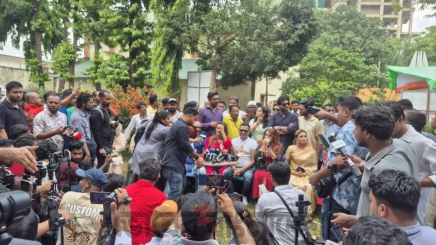 শিল্পী সমিতির নির্বাচনে উৎসবমুখর পরিবেশ