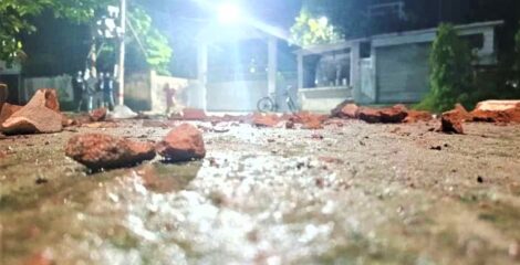 সহকারী প্রক্টরসহ আহত ১০, ব্যাপক ভাঙচুর বিশ্বকাপের খেলা দেখা নিয়ে ভাসানী বিশ্ববিদ্যালয় রণক্ষেত্র