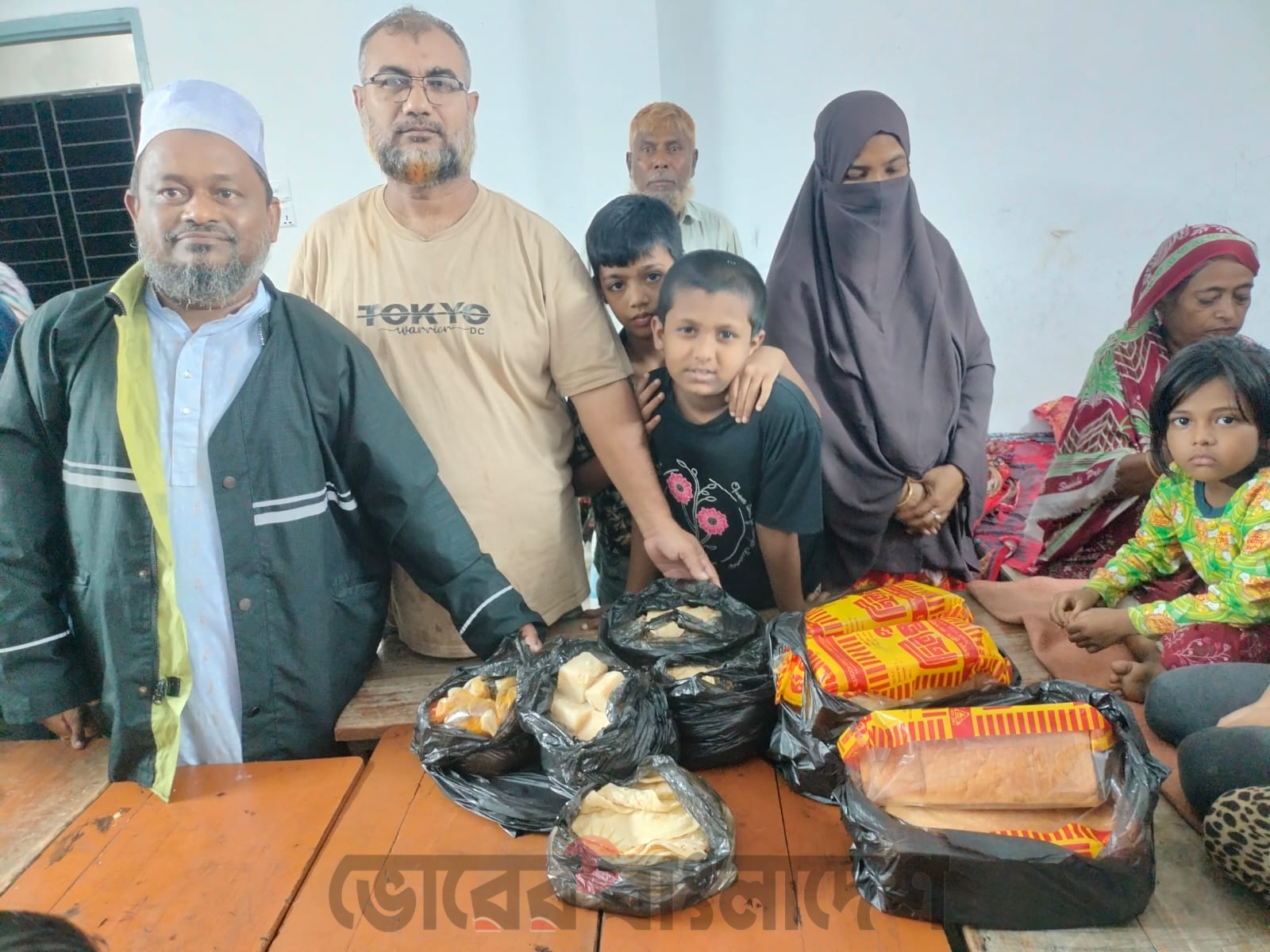টানা বর্ষণে দুর্যোগের শঙ্কা, আশ্রয়কেন্দ্র পরিদর্শনে রাঙ্গামাটি জেলা জামায়াত