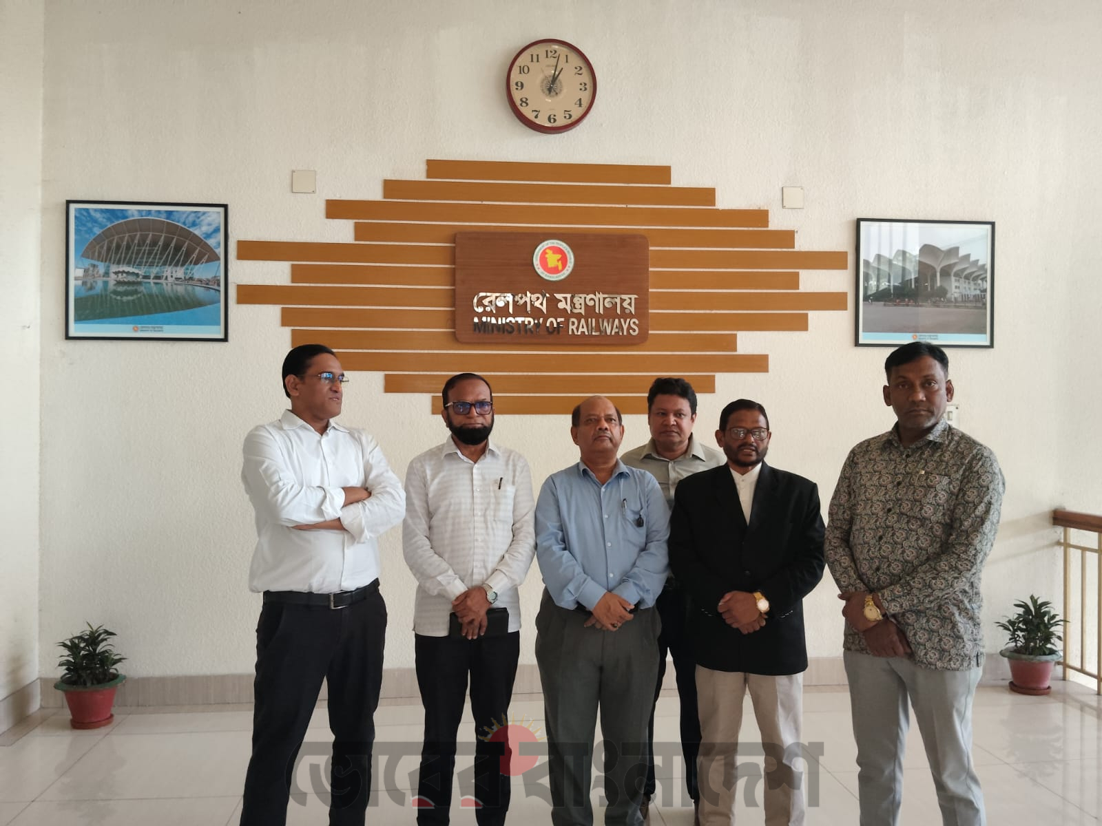ঢাকা-চাঁপাইনবাবগঞ্জ-সোনামসজিদ ও ঢাকা-রহনপুর রুটে নতুন আন্তঃনগর ট্রেন চালুর দাবি
