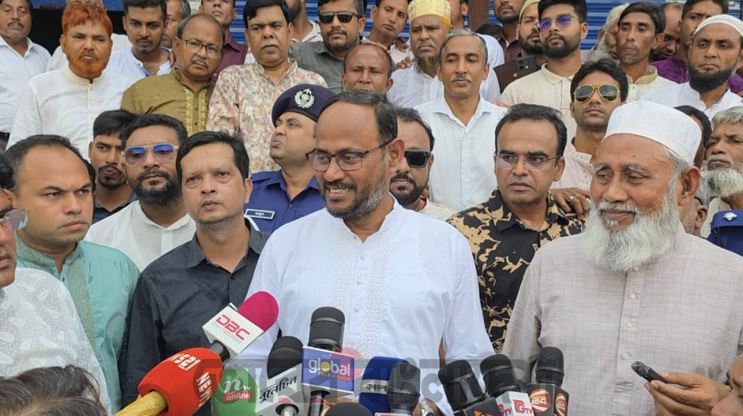 আগের সরকারের দুর্নীতির তদন্ত করে পরিকল্পিত বেড়িবাঁধ নির্মাণ করা হবে: প্রতিমন্ত্রী টুকু