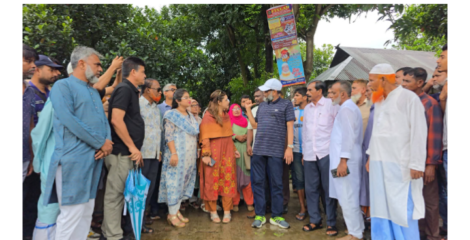 মেঘনার ঢেউয়ের ভয়াল ভাঙনের ঝুঁকিতে ইসমানিরচর গ্রাম , দ্রুত প্রতিরোধের আশ্বাস এমপি রতন,